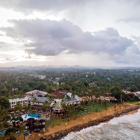 Tangerine Beach Hotel Kalutara Exterior foto