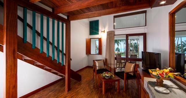 Tangerine Beach Hotel Kalutara Exterior foto